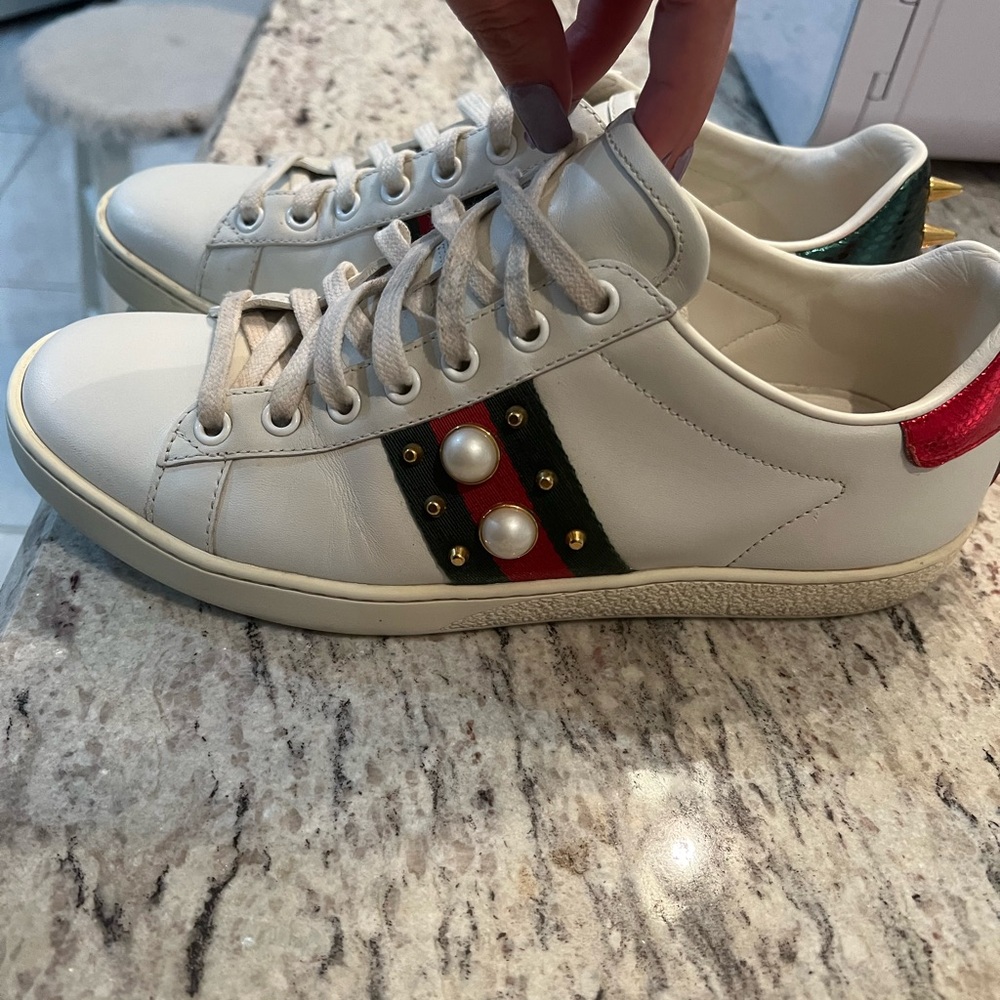 Authentic Gucci sneakers women